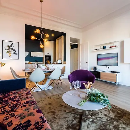 Apartment Coral Keyweek Apt In Center Closed To The Private Garage